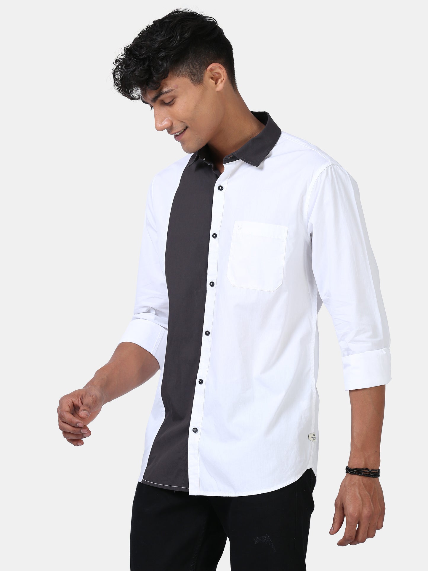 Effortless Statement color block shirt-White